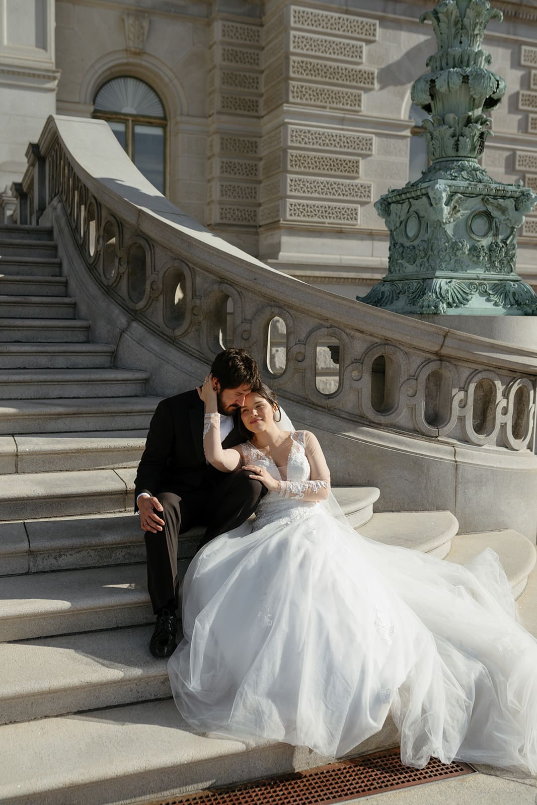 Washington dc wedding photos couple embracing on lincoln memorial steps